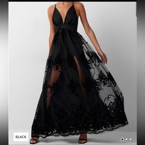 🖤Flocked floral tulle maxi dress 🖤